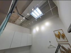 Kap (D21), Retail #569717041